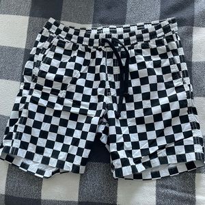 Men’s Vans shorts (S)